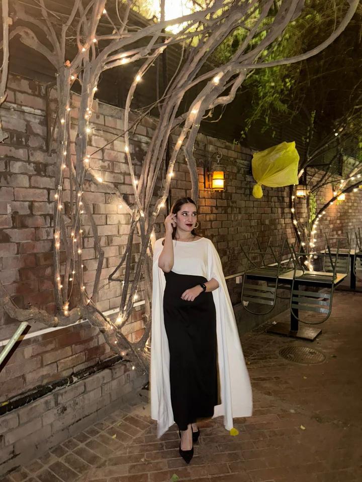 White & Black Dress (1 Piece)